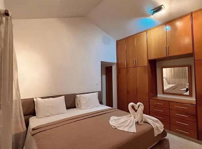 וילה Oasi Rejuve